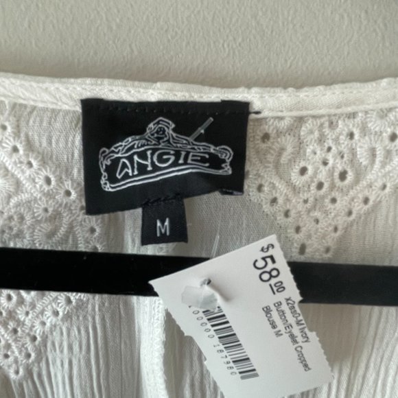 Ivory Button/Eyelet Cropped Blouse - Picture 5 of 5